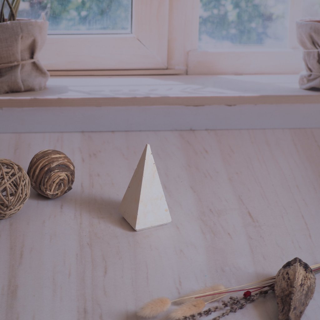 Obelisco Pequeño 8 cms