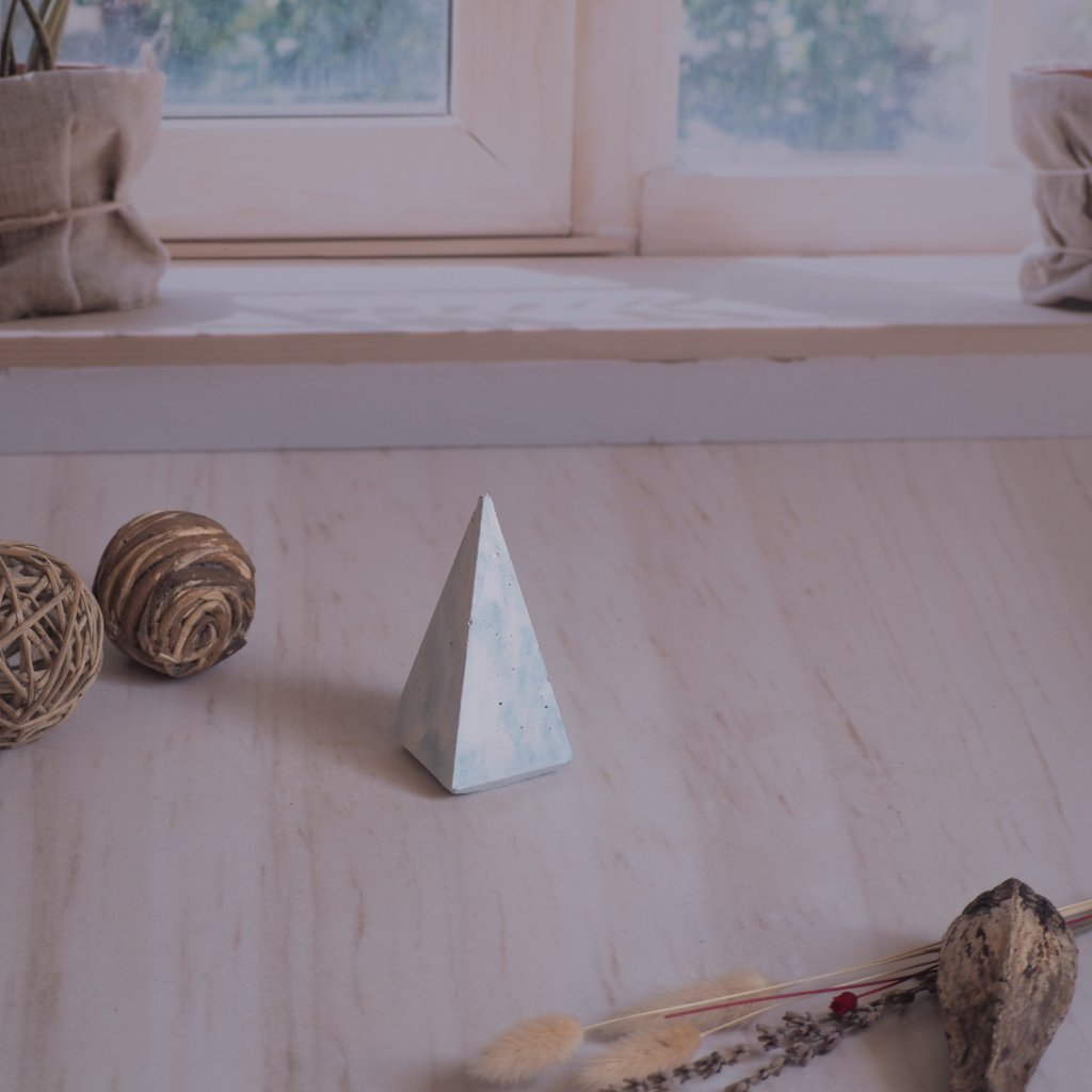 Obelisco Pequeño 8 cms