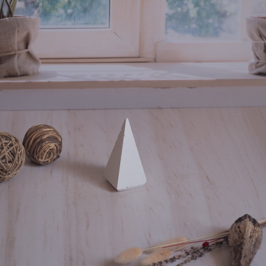 Obelisco Pequeño 8 cms