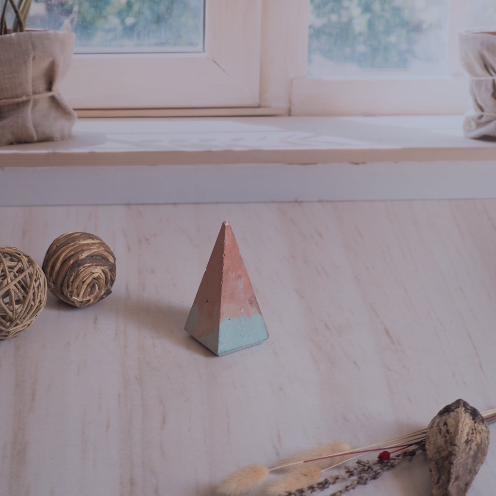 Obelisco Pequeño 8 cms